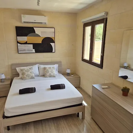 Hacienda By The Nest Guest house