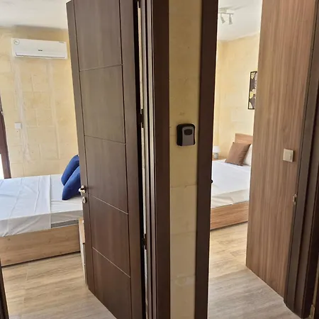 Hacienda By The Nest 3* Fontana