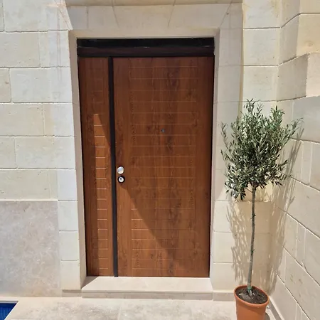 Hacienda By The Nest 3*