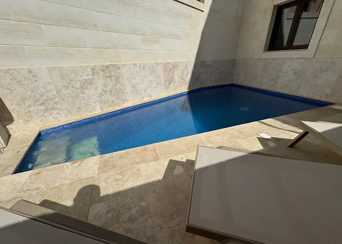 Hacienda By The Nest 3*